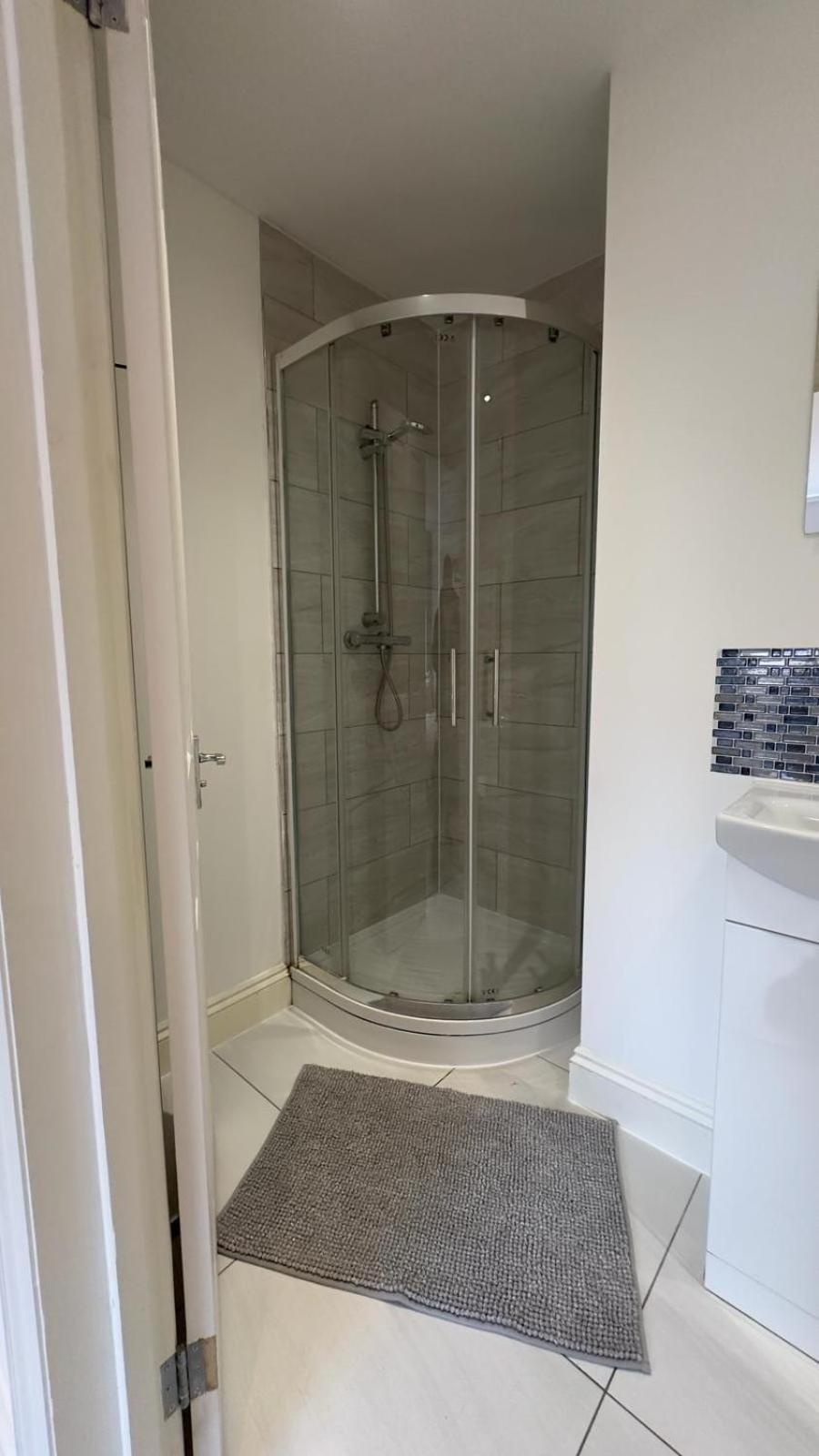 15 Min To Central London Guest Suites 22 Bilik gambar