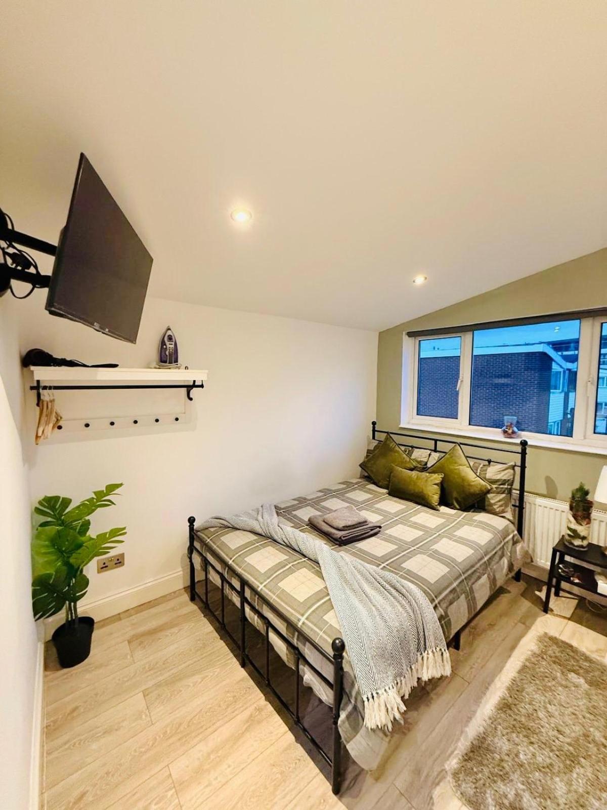 15 Min To Central London Guest Suites 22 Bilik gambar