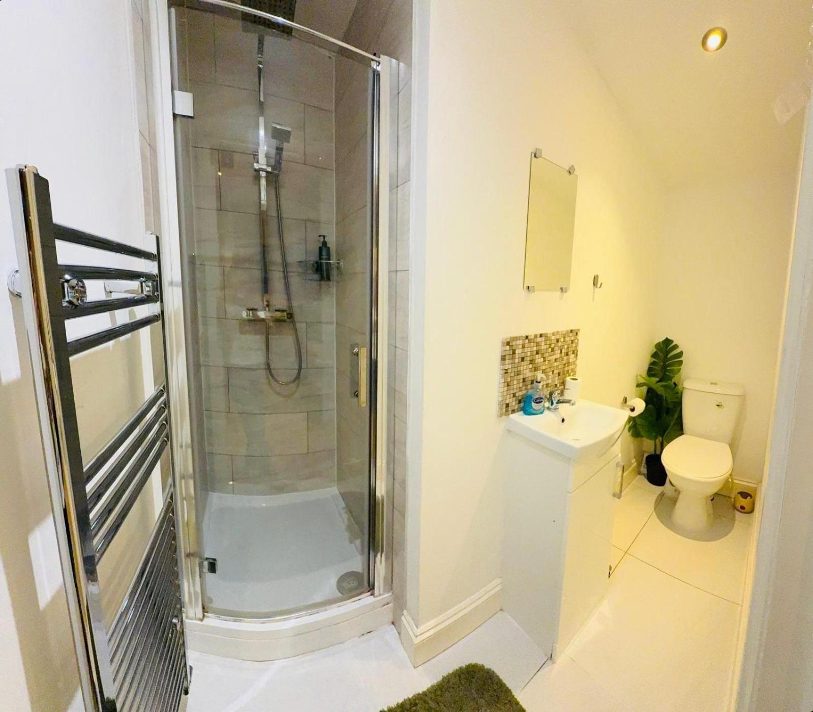 15 Min To Central London Guest Suites 22 Bilik gambar